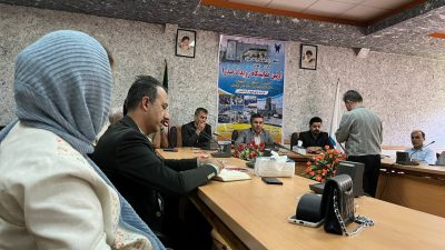 نمایشگاه صنعت دانشگاه آزاد مهاباد